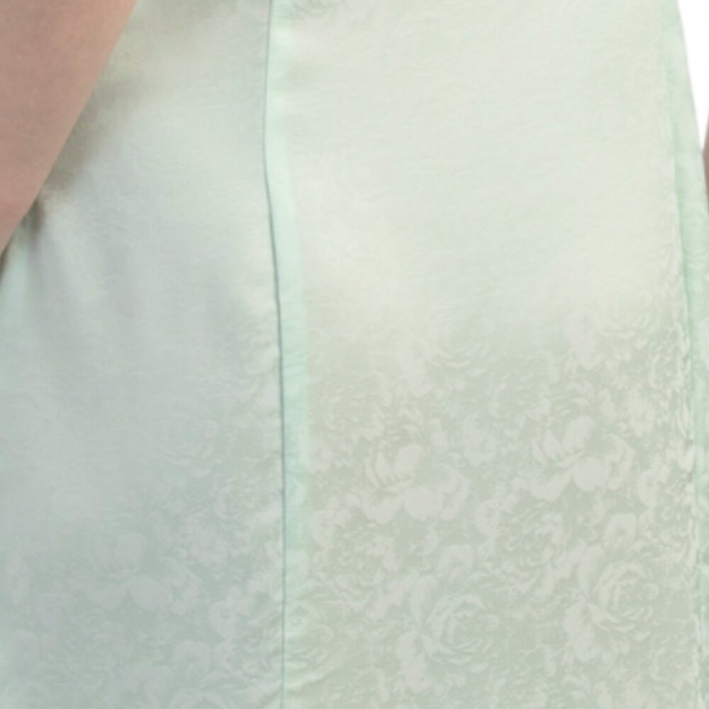 EN SAISON Satin Ruffle Slip - Picture 6 of 6